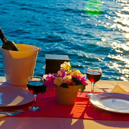 Dinc Szálloda Bozburun