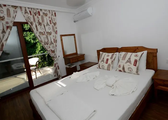 호텔 Dinc 보즈부른